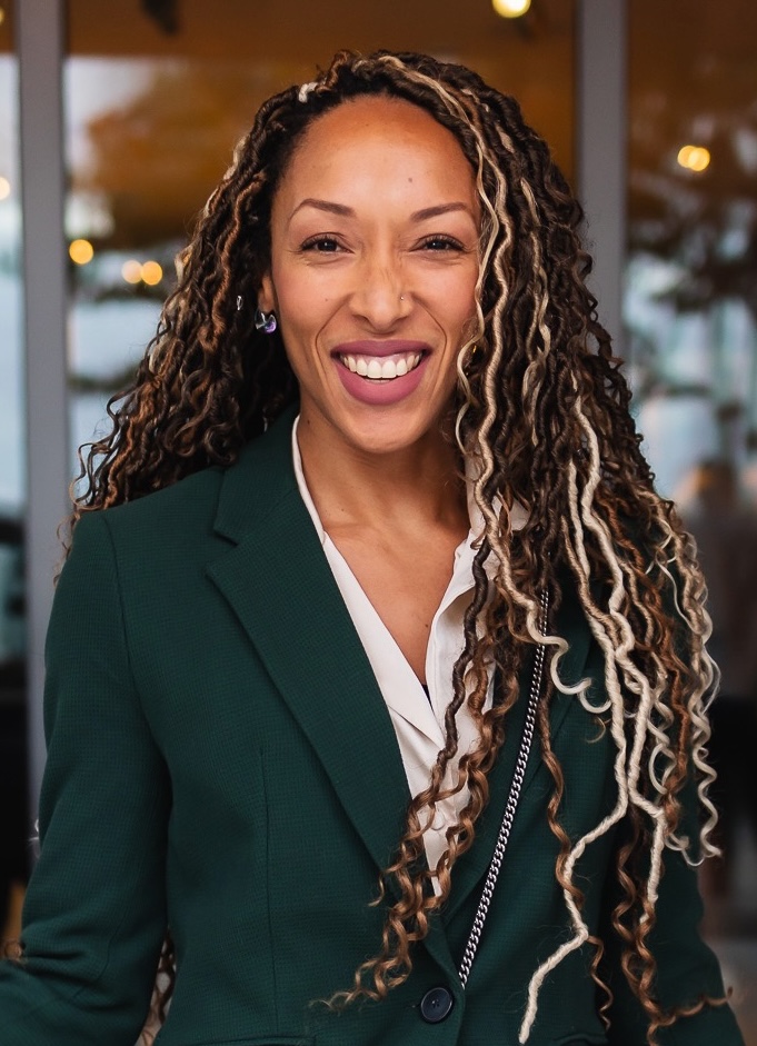 Chovitta-Ariza-Green-Blazer